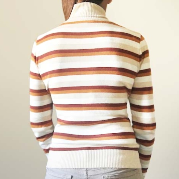 TEN YARDS Retro Stripe Turtleneck - Picture 6 of 9